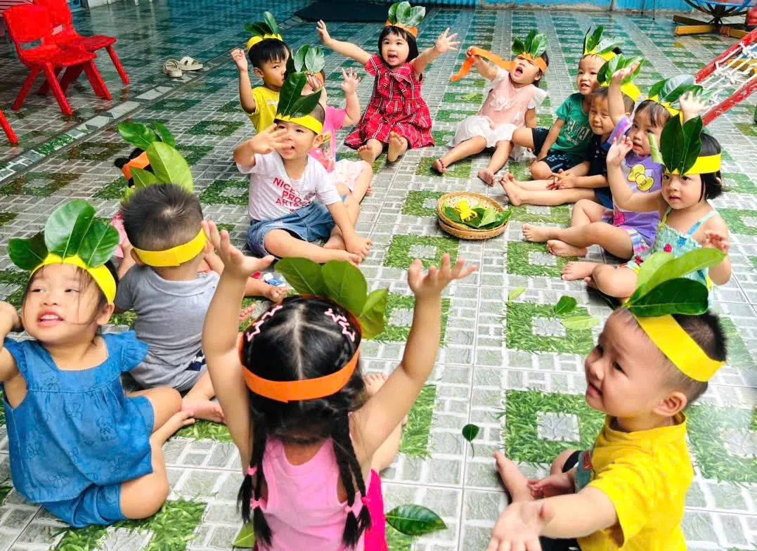 Hoạt động vui chơi ngoài trời tại mầm non Sao Sáng